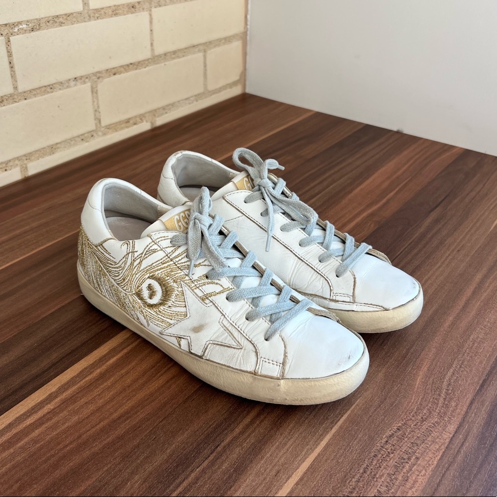 GOLDEN GOOSE •SIZE 36 •WOMANS